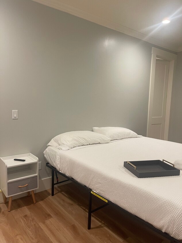 Primary Photo - 734 Campbell St