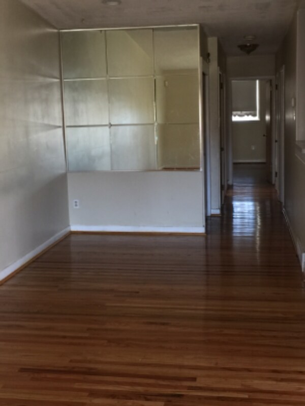Foto del edificio - 7601 Bradford St