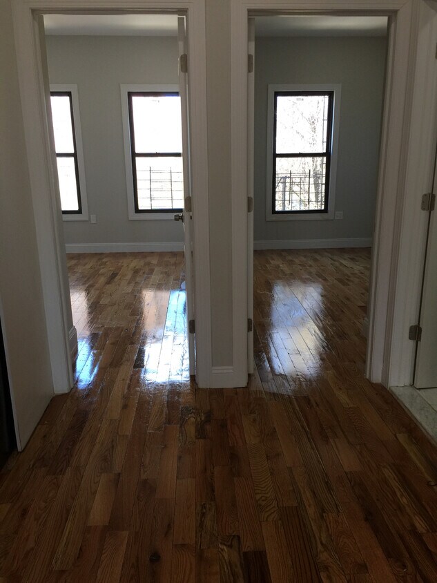 Building Photo - 1308 Clay Ave
