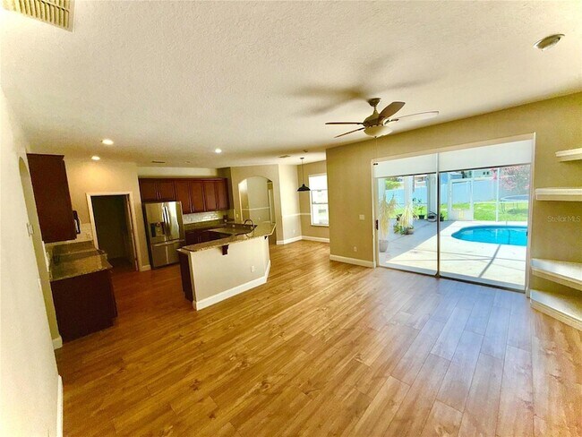 Building Photo - 3745 Pompano Ct