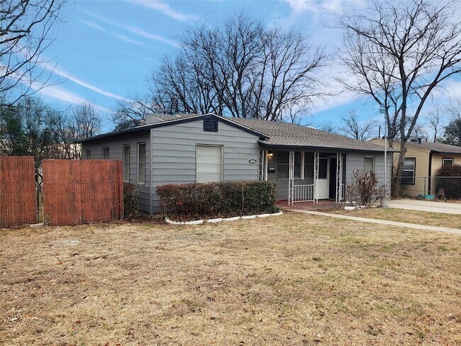 Foto del edificio - 4256 Standish Rd