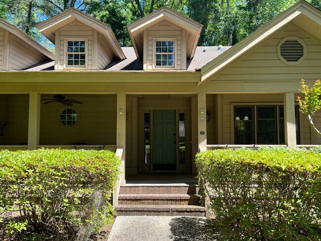 Foto del edificio - Lowcountry Style Home in Hilton Head Plantation- Unfurnished