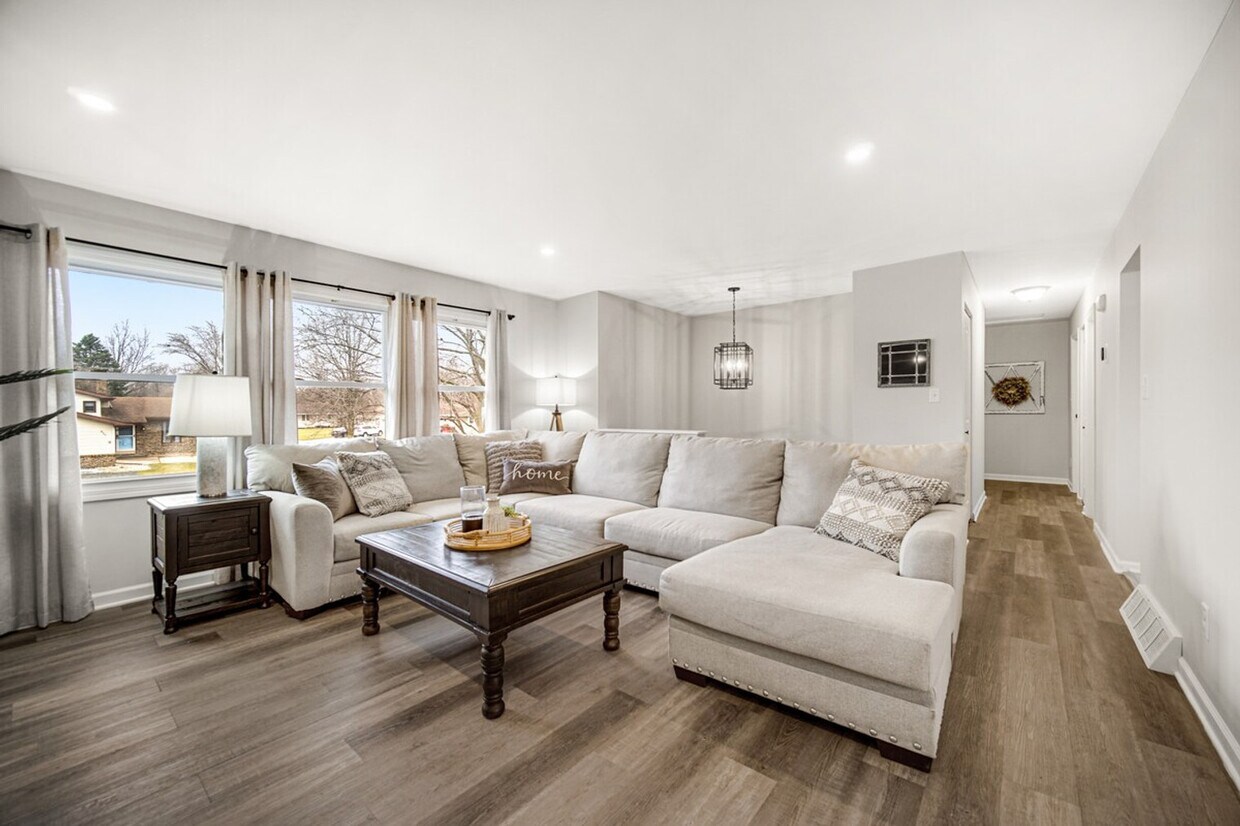 Foto principal - 560 Kathleen Dr