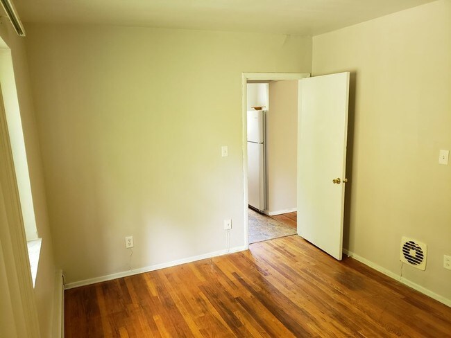 Foto del edificio - 3287 Morrison Ave