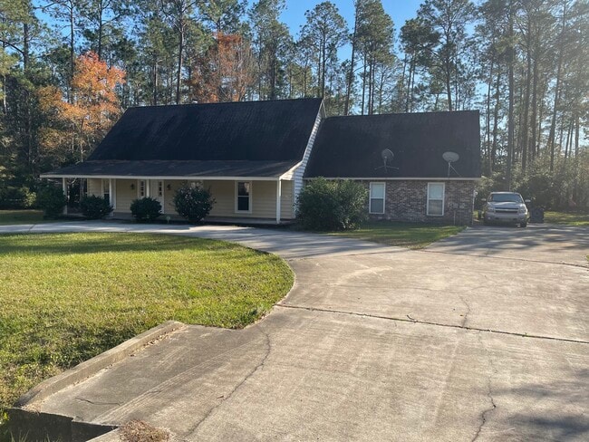 Building Photo - 212 Lexington Dr