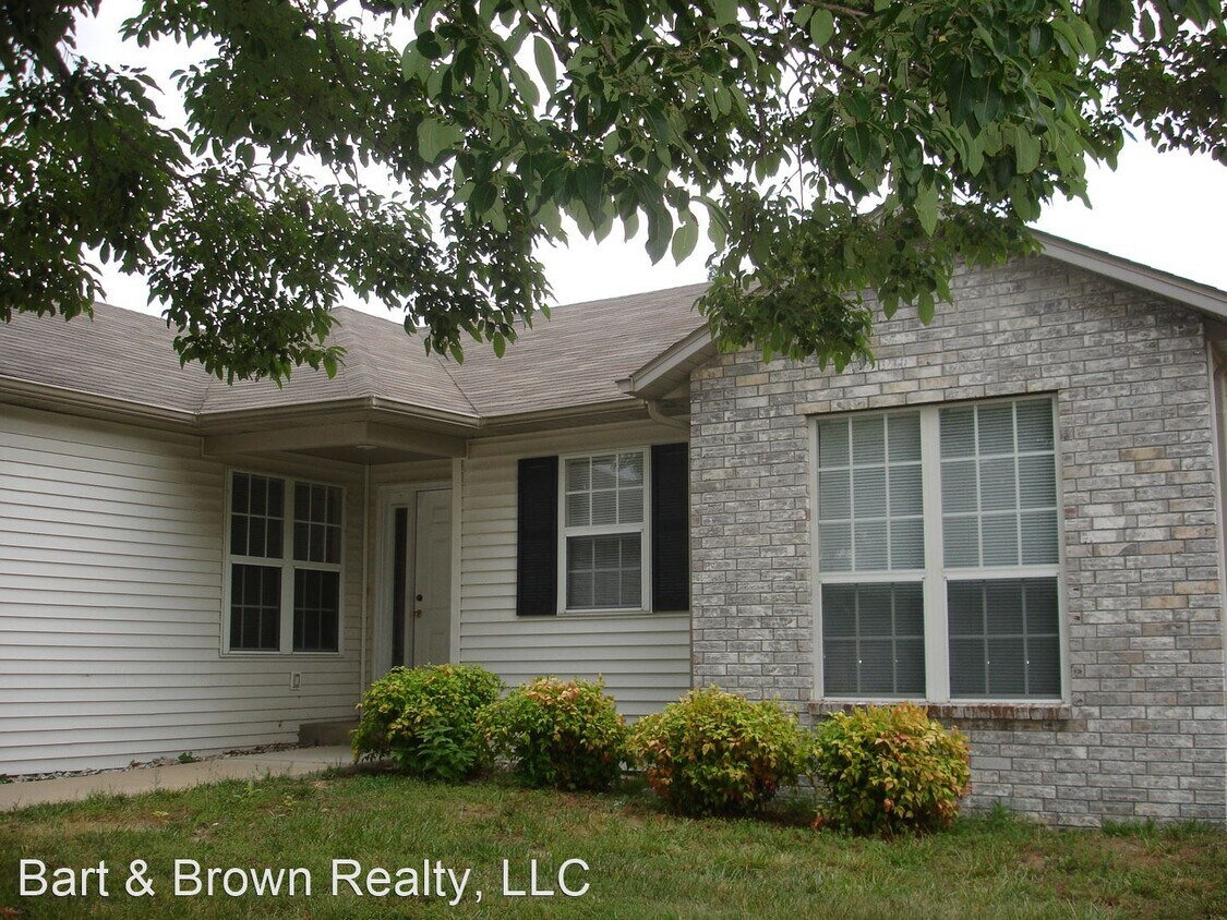 Primary Photo - 3 br, 2 bath House - 150 Meadow Ridge N