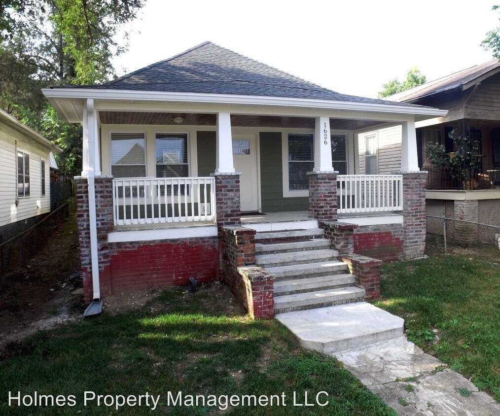 Primary Photo - 4 br, 2 bath Room For Rent - 1626 Forest Av