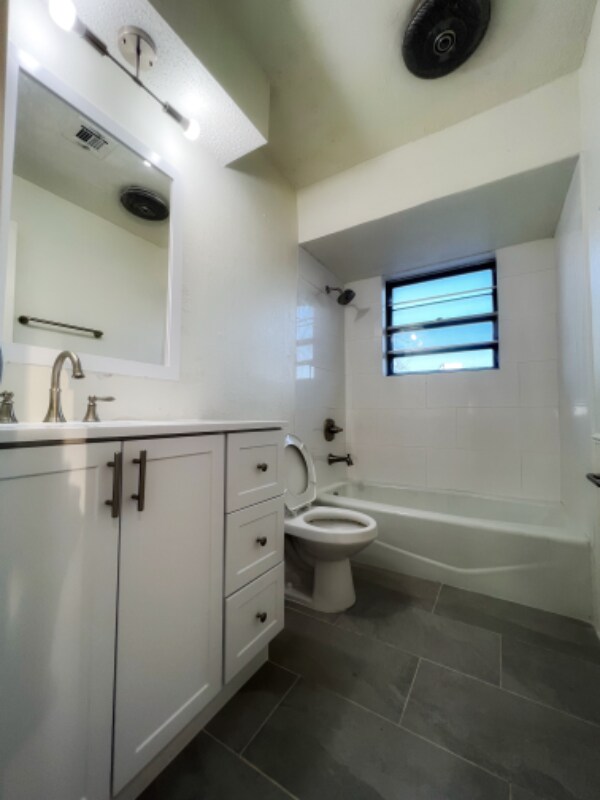 Foto del edificio - 904 NW 9th St