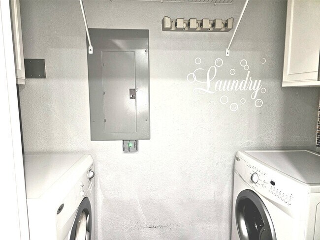 Foto del edificio - 3566 Ocee St