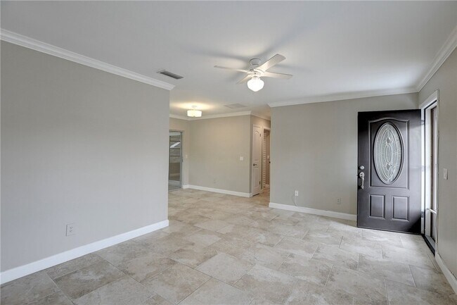 Foto del edificio - 866 Gilbert St