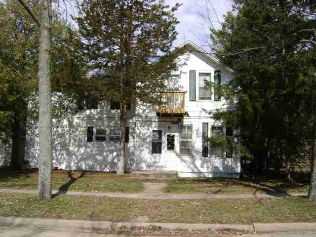 Primary Photo - 2416 Algoma St