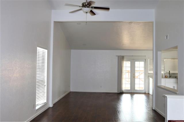 Foto del edificio - 2730 Hackberry Ln