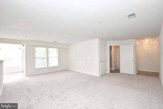 Foto del edificio - 7514 Snowpea Ct