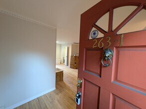 Building Photo - 263 Highland Ave