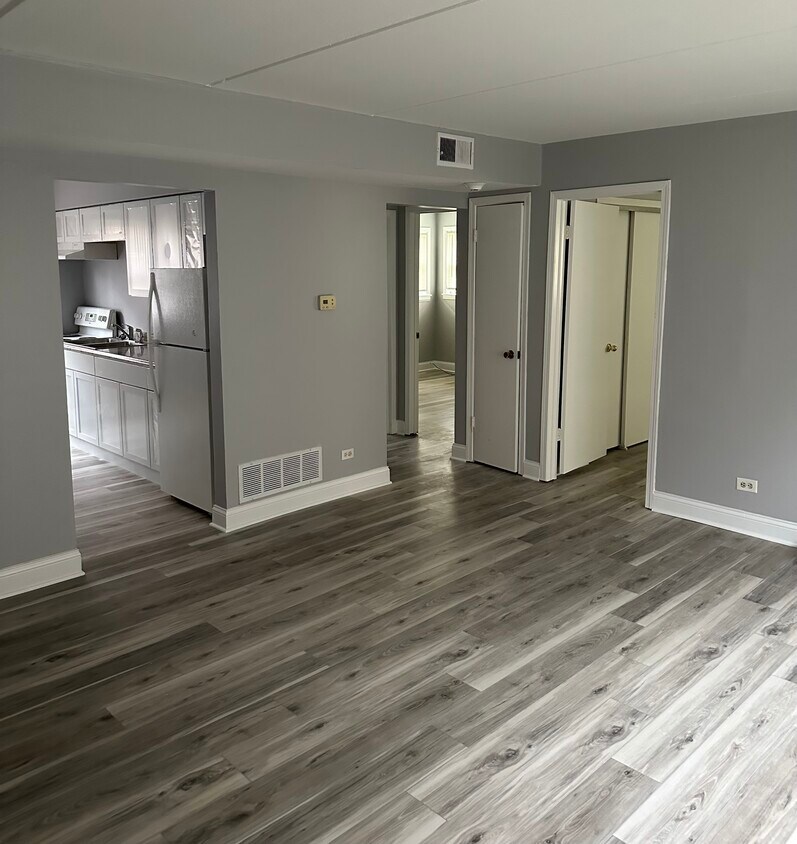 14517 S Richmond Ave Unit 1, Posen, IL 60469 Apartments in Posen, IL