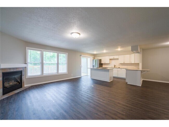 Foto del edificio - 5590 Timber Ln