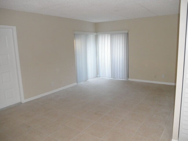 Foto del edificio - Fairview Villas