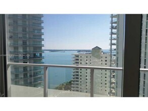 Building Photo - 1300 Brickell Bay Dr