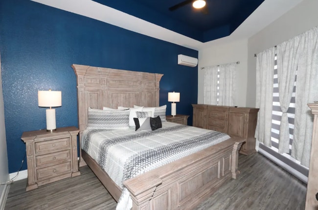 Foto del edificio - 711 NW 19th Ct