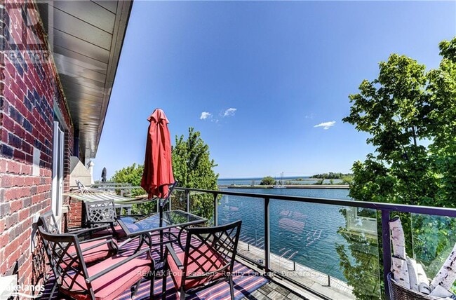 Photo du bâtiment - 1 Shipyard Ln