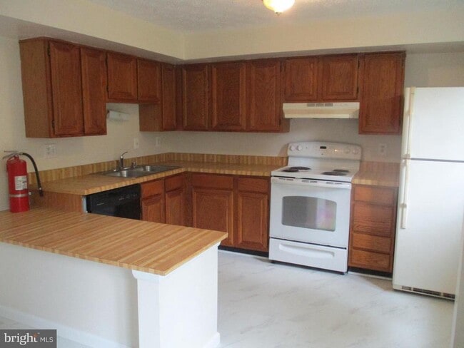 Foto del edificio - 5844 Rock Forest Ct