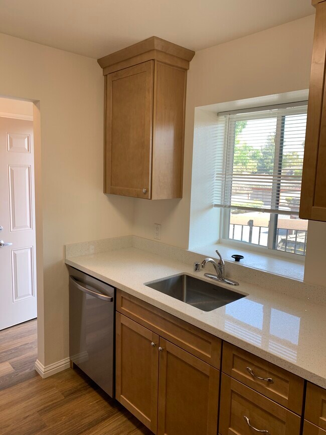 Building Photo - 3269 Shadow Park Pl