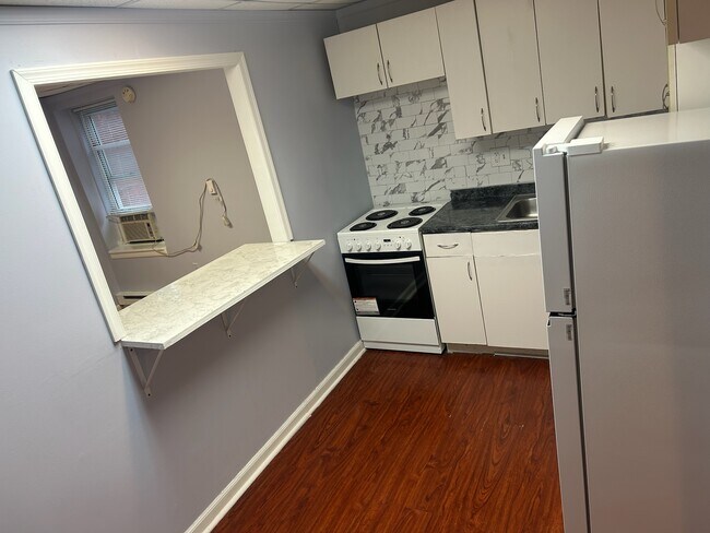 Building Photo - 1909 Chestnut St