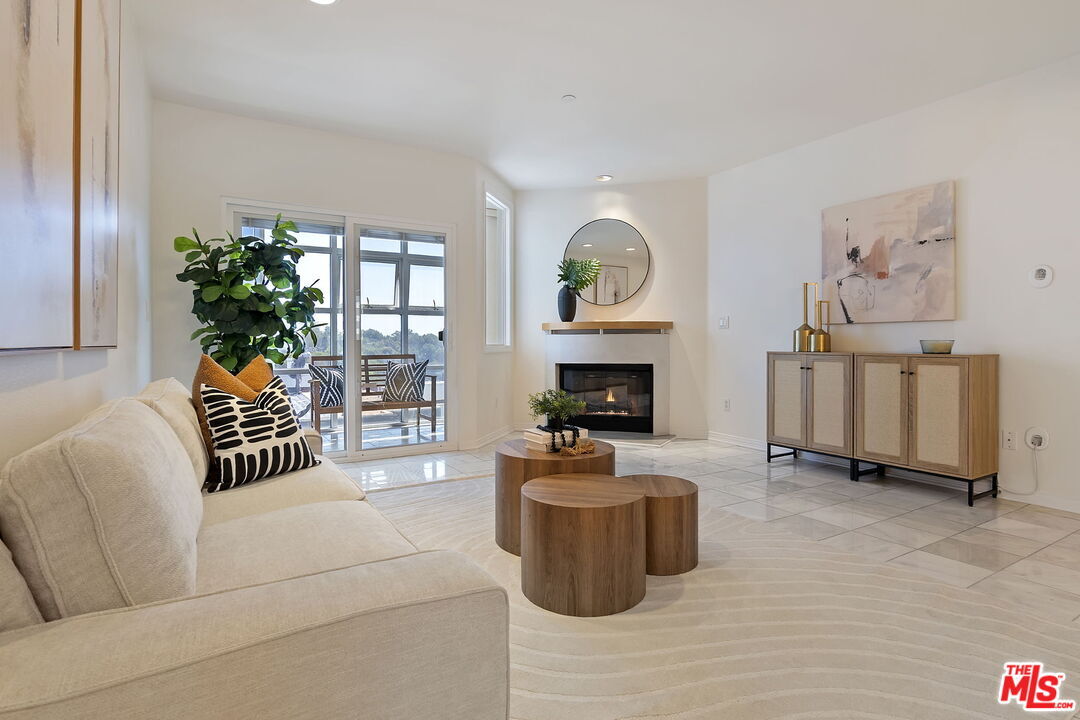Foto principal - 171 N Church Ln