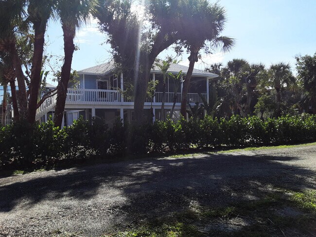 Foto del edificio - 9248 Dimmick Dr