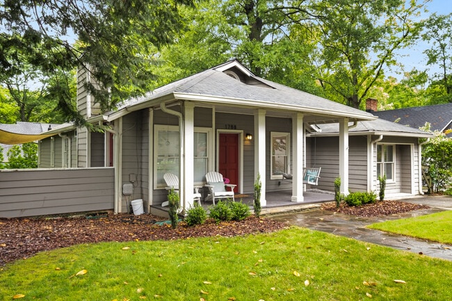 Building Photo - 1788 Ridgeway Ave NW