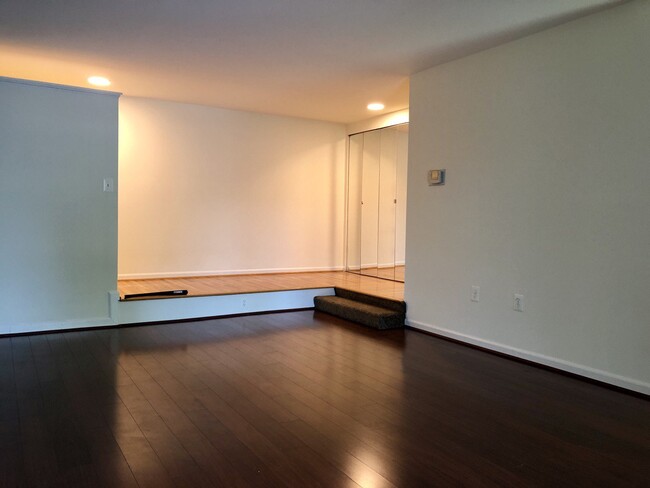 Foto del edificio - 142 Georgetown Rd