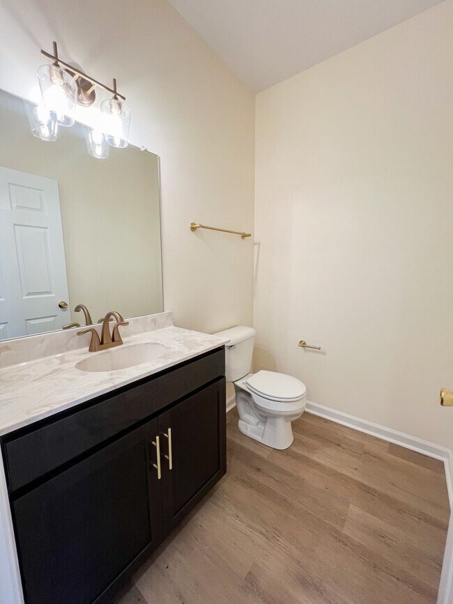 Foto del edificio - 305 Ranger Ln