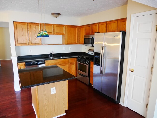 Foto del edificio - 3 Bedroom Townhome located in Rosedale, MD!