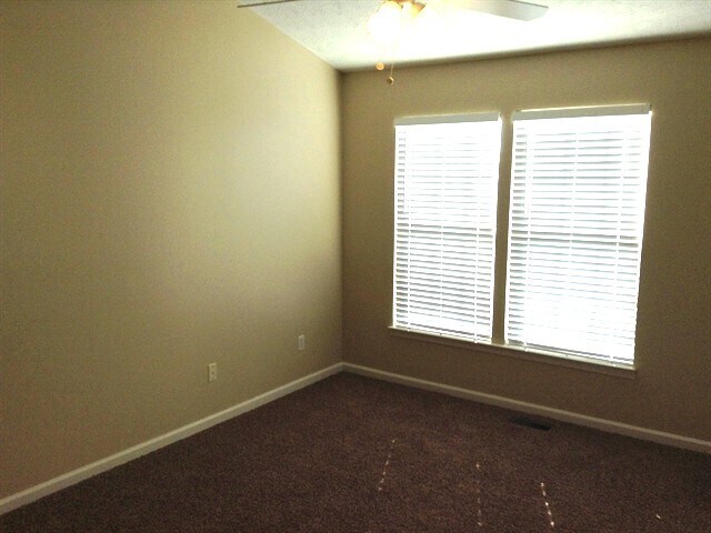 Building Photo - 407 Indian Pointe Dr