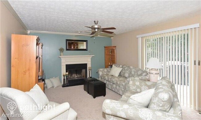 Building Photo - 4 br, 2.5 bath House - 54 Chase Ridge Ct UNIT