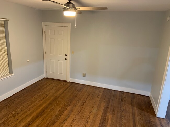 Foto del edificio - 4305 N Willow Ave