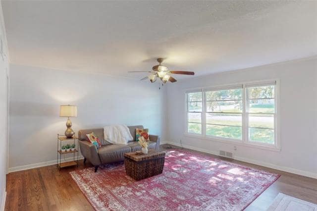 Foto del edificio - 3250 Binyon St