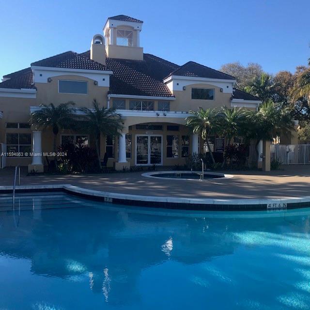 Foto del edificio - 2642 NW 33rd St