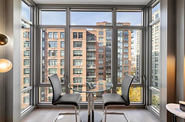 Building Photo - Hdso