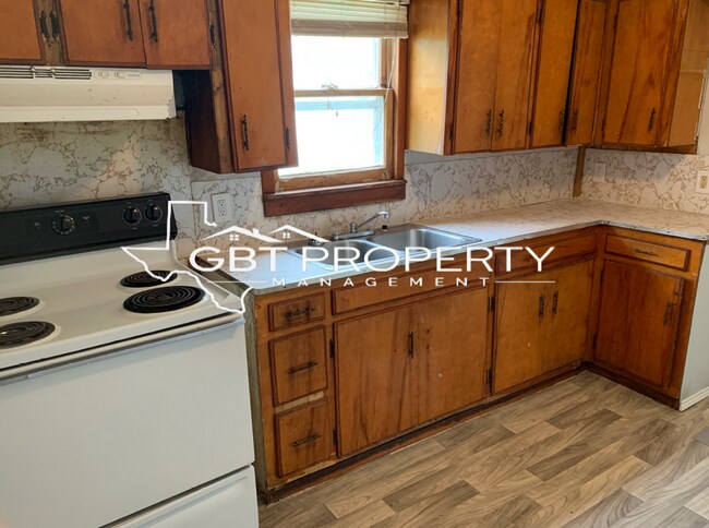 Foto del edificio - 3 Bedroom 2 Bathroom Home!