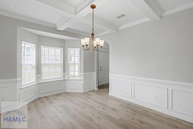 Building Photo - 18 Sunflower Cir NE