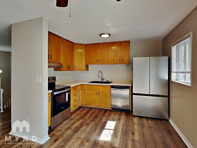 Foto del edificio - 2911 N Gresham Rd