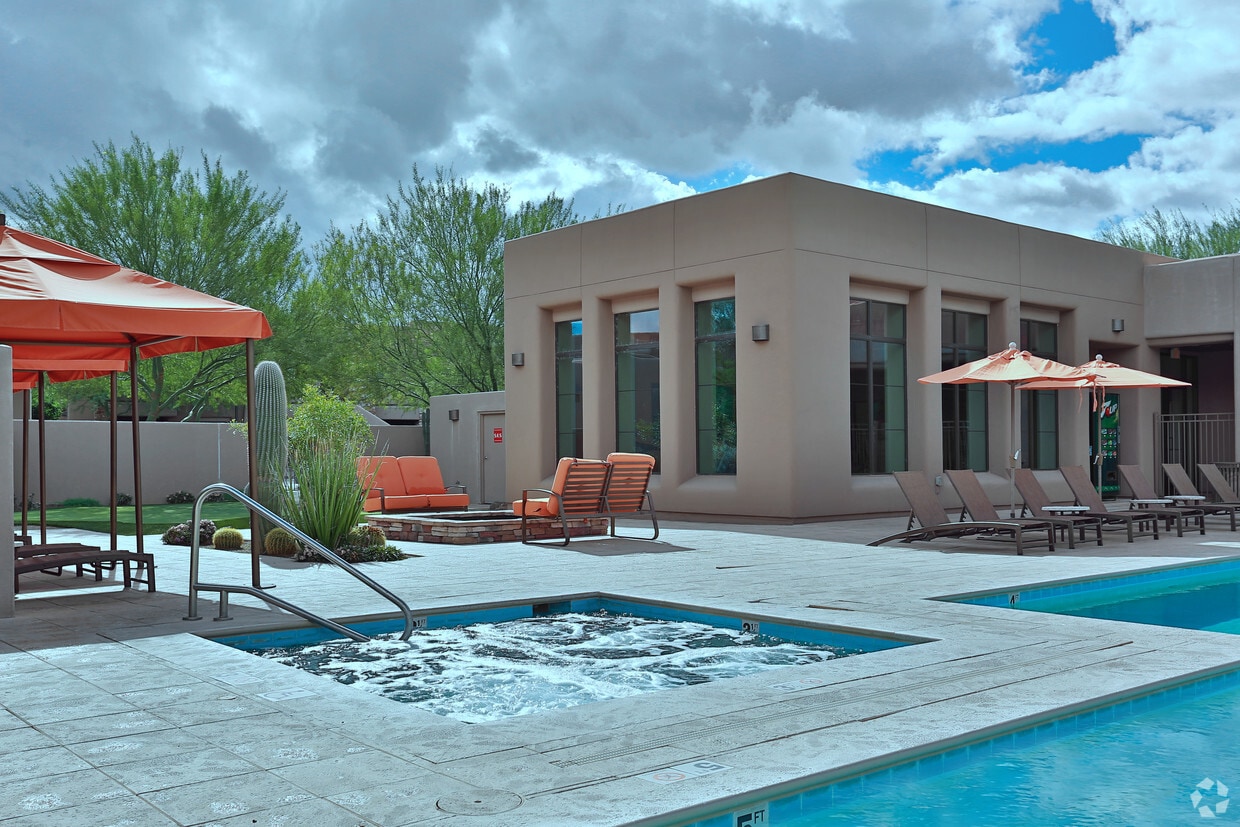 Legacy Apartments at Dove Mountain Marana, AZ