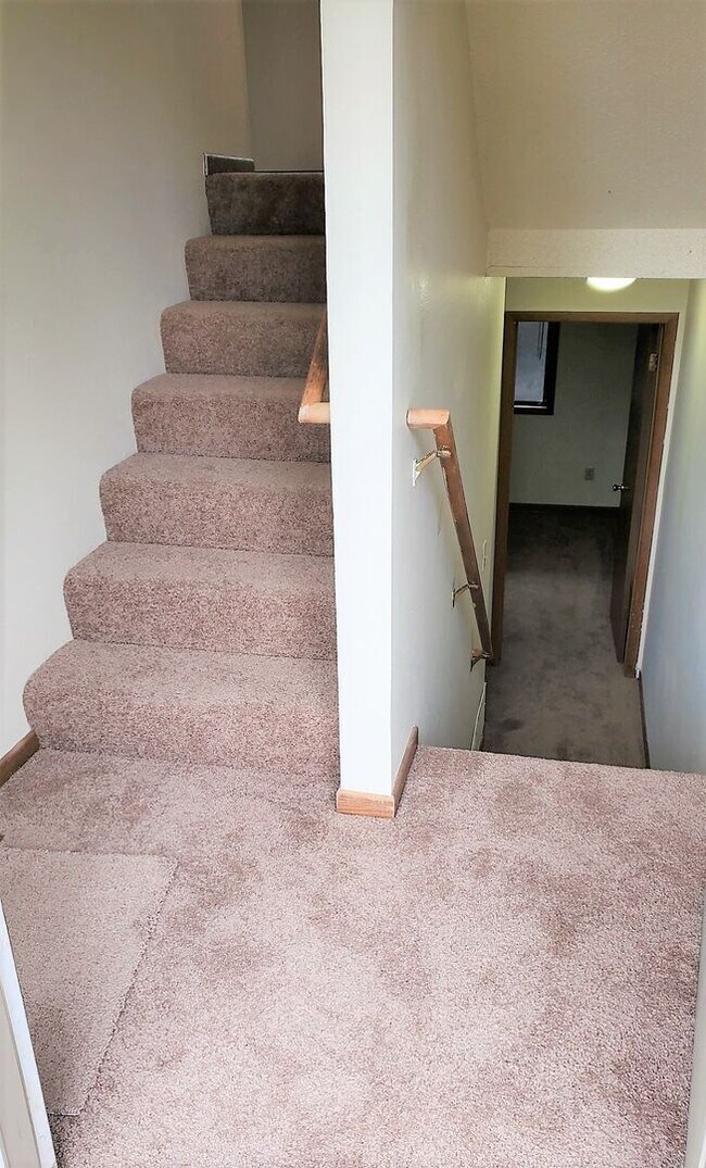 Foto del edificio - 637 Westwinds Dr