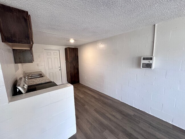 Foto del edificio - 116-122 12th St W