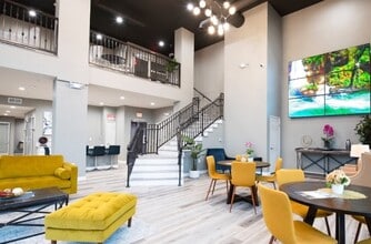 Building Photo - Centerpointe at Market