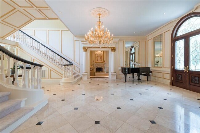 Foto del edificio - 60 Sherington Pl