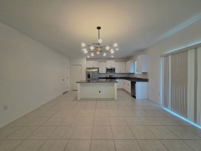 Building Photo - 2787 Red Egret Dr