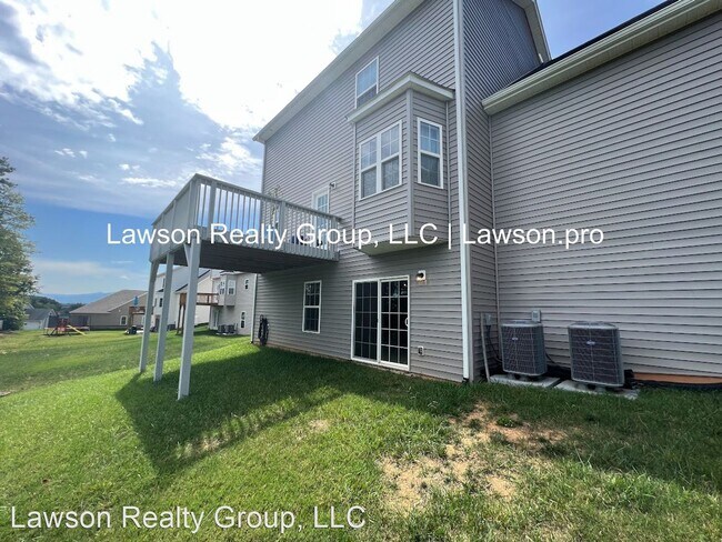 Building Photo - 4 br, 2.5 bath House - 220 Edgemont Drive