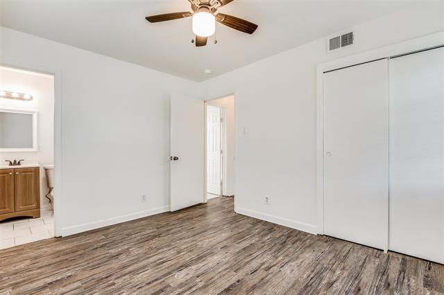 Building Photo - 2917 Esterbrook Dr